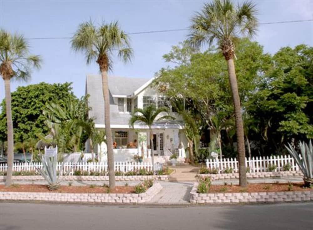 Beach Drive Inn Αγία Πετρούπολη Εξωτερικό φωτογραφία